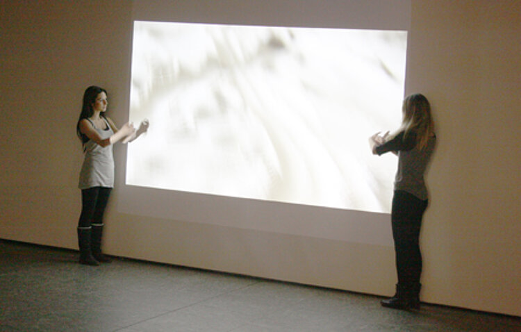 Gelungene Performance zu Projekt "Traces"